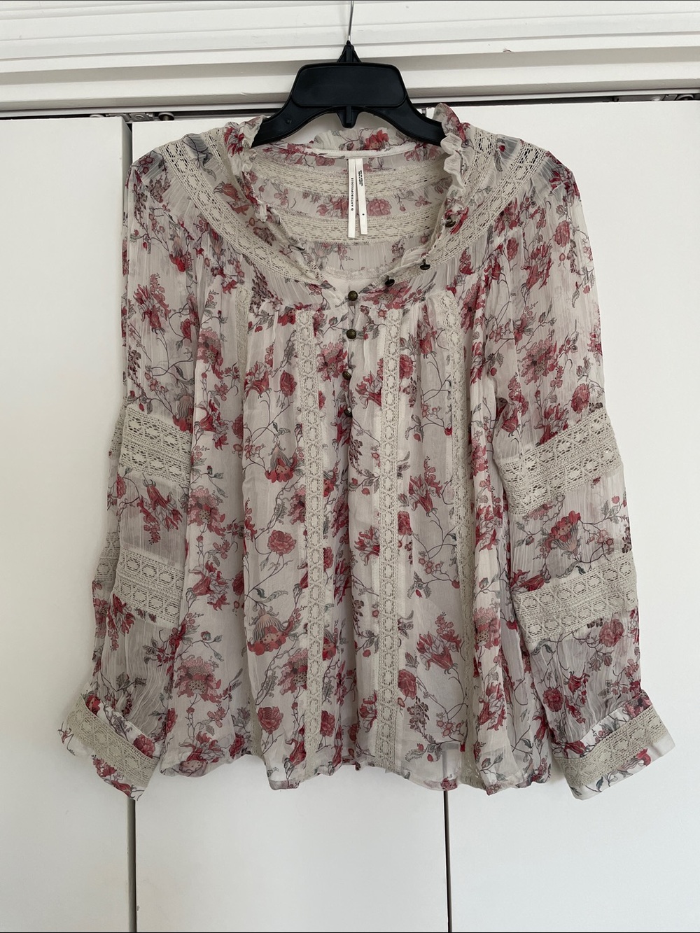 Anthropologie Floral and Lace Peasant Top Blouse